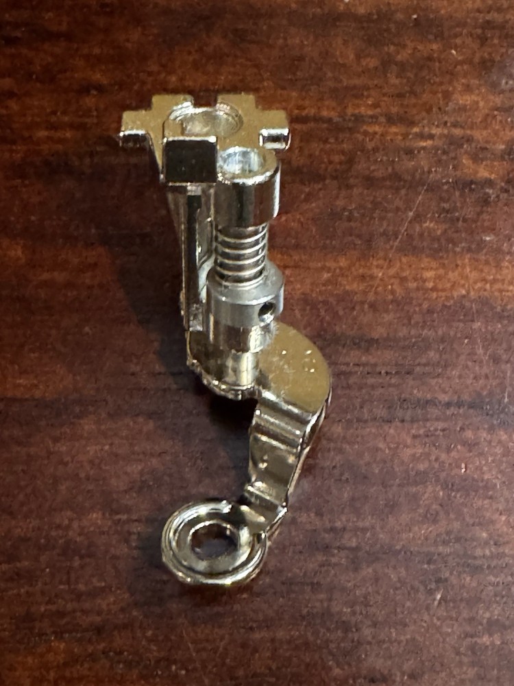 BERNINA Free-Motion Presser Foot Attachment Marked 6 For Bernina Machines